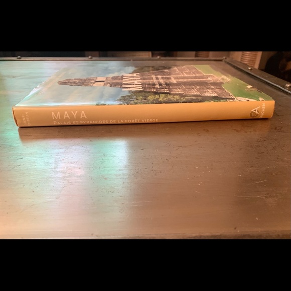 Maya coffee table book - Picture 3 of 3